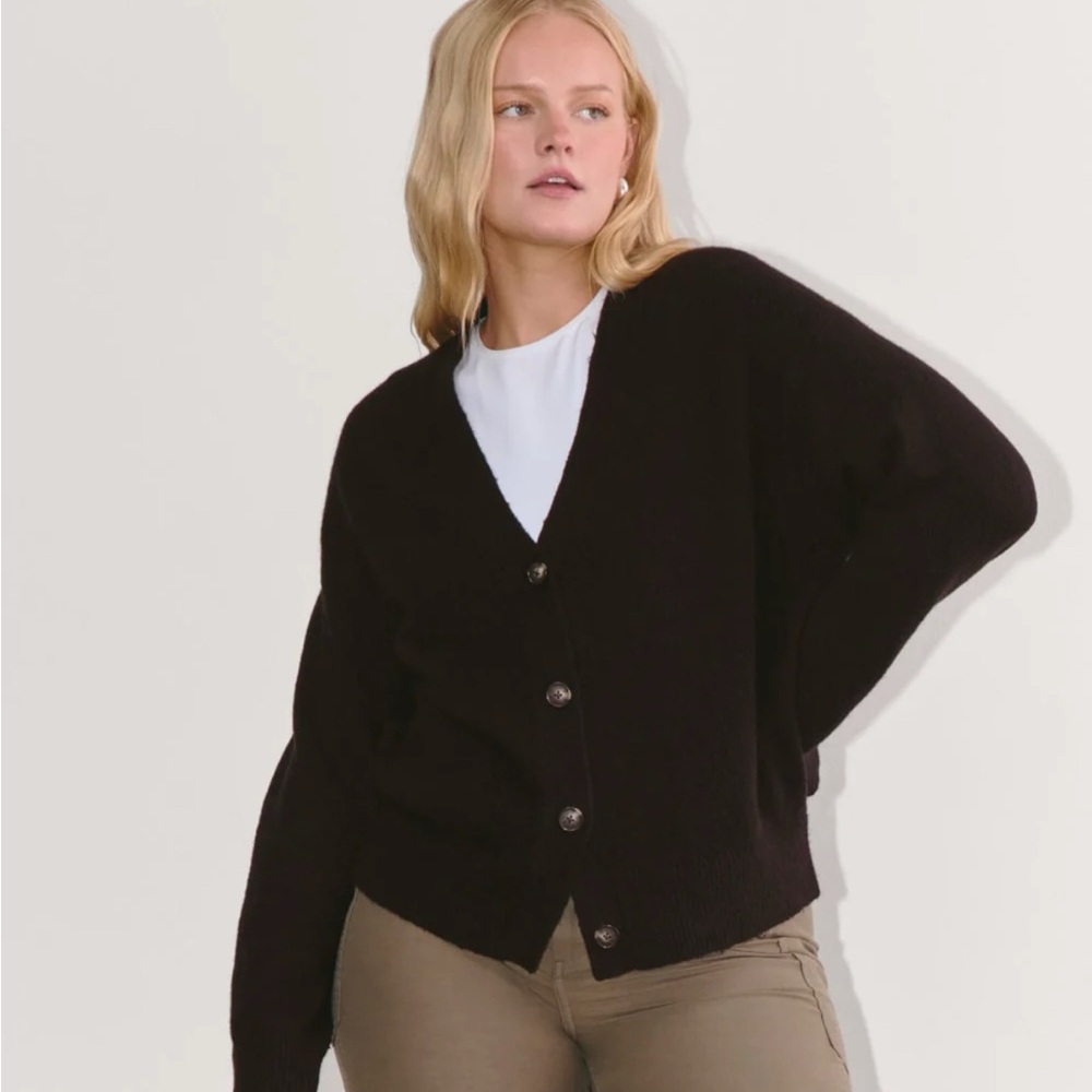 Everlane The Cocoon Cardigan in Plush Cotton